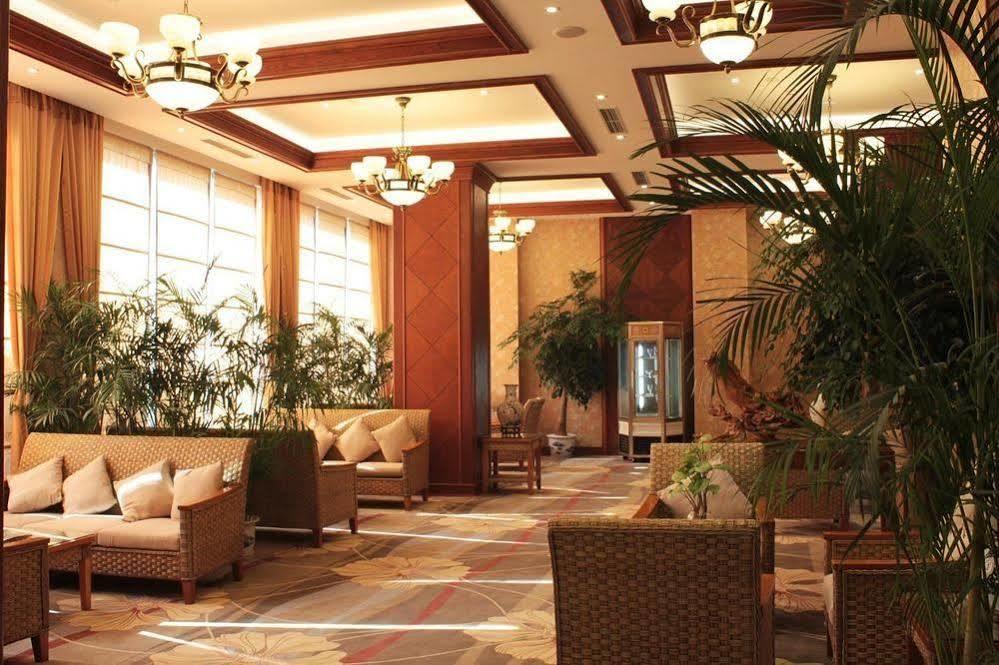 Picturesque Hotel Усі Екстер'єр фото