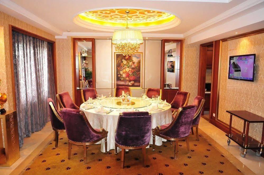 Picturesque Hotel Усі Екстер'єр фото