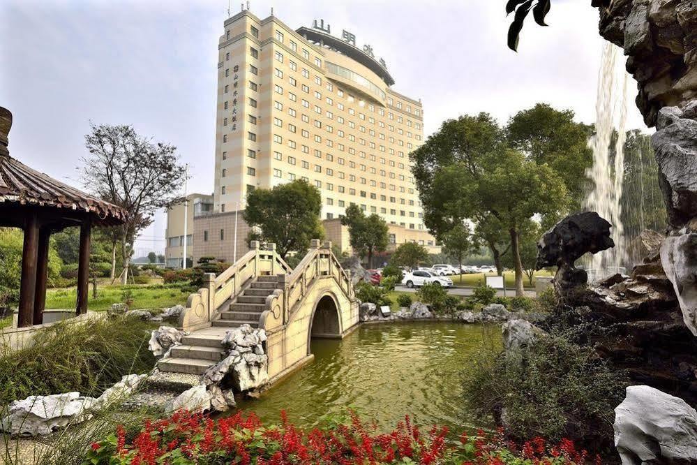 Picturesque Hotel Усі Екстер'єр фото